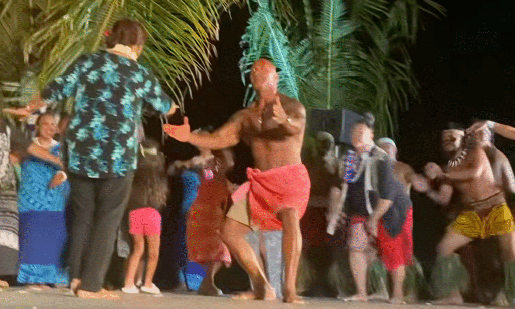 Taulunga Performance The Rock and His Mother Perform Heartfelt Samoan Taualuga, Honoring ...