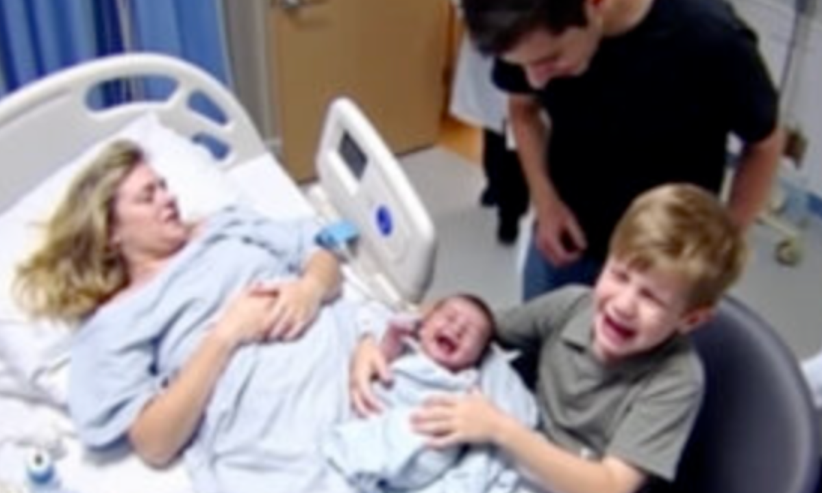 Everyone Thought the Baby Was Stillborn — Until His Brother Held Him ...